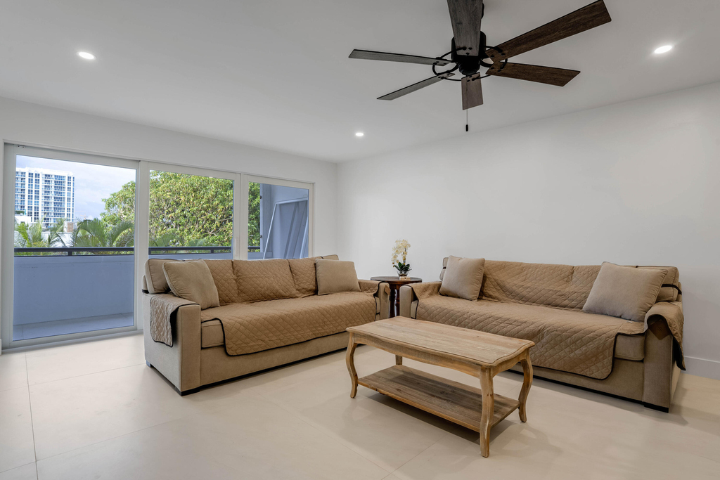 401 Briny Avenue - Photo 3