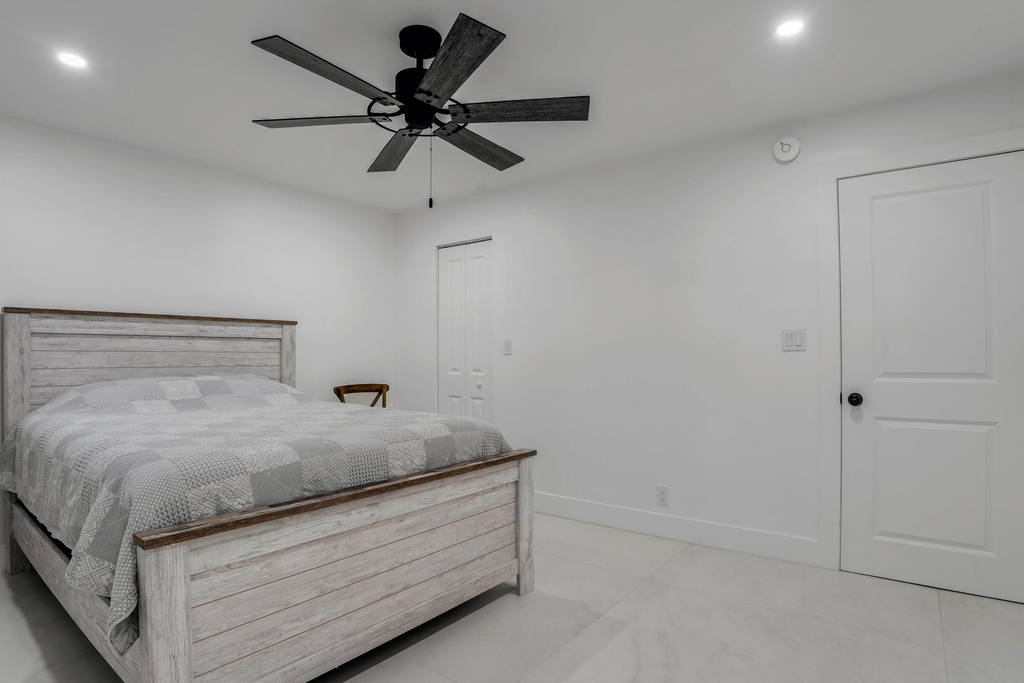 401 Briny Avenue - Photo 12