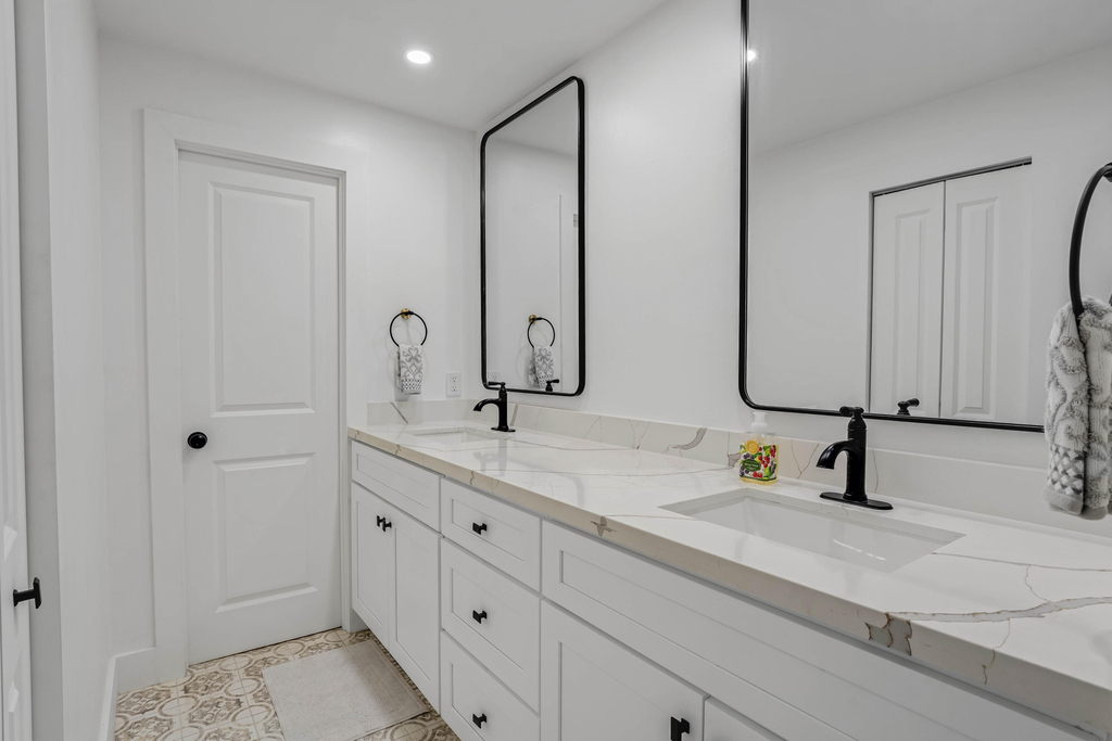 401 Briny Avenue - Photo 15