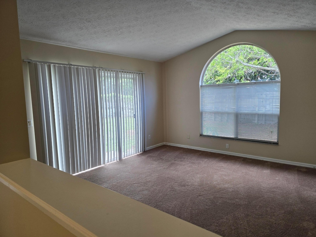 2601 Se Creston Lane - Photo 3