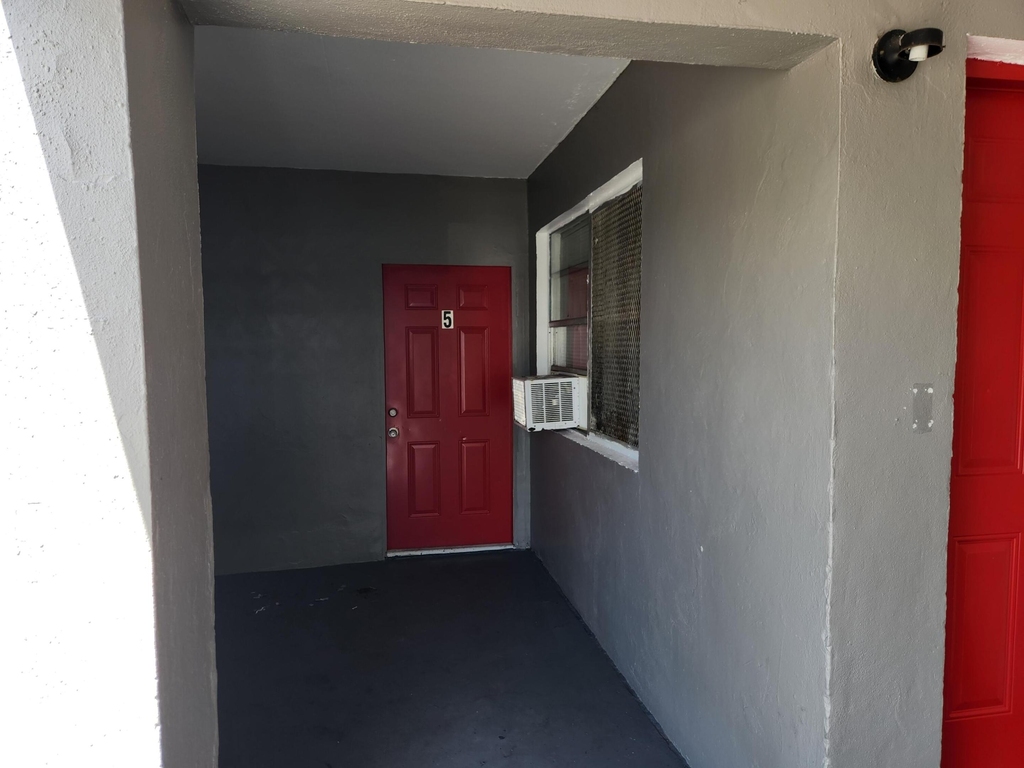 1025 13th Street - Photo 1