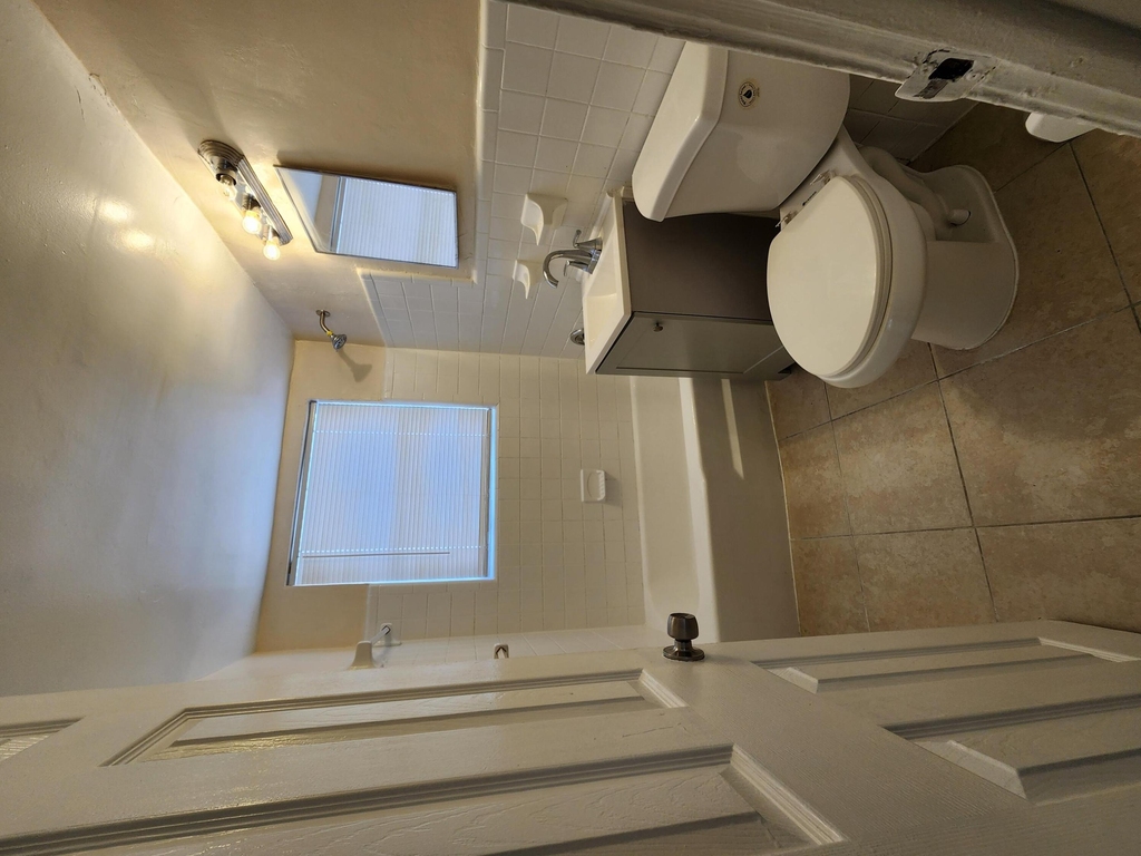 1025 13th Street - Photo 6