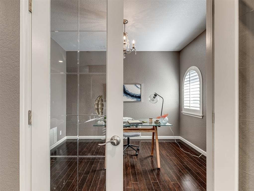 6162 N Brookline Avenue - Photo 14