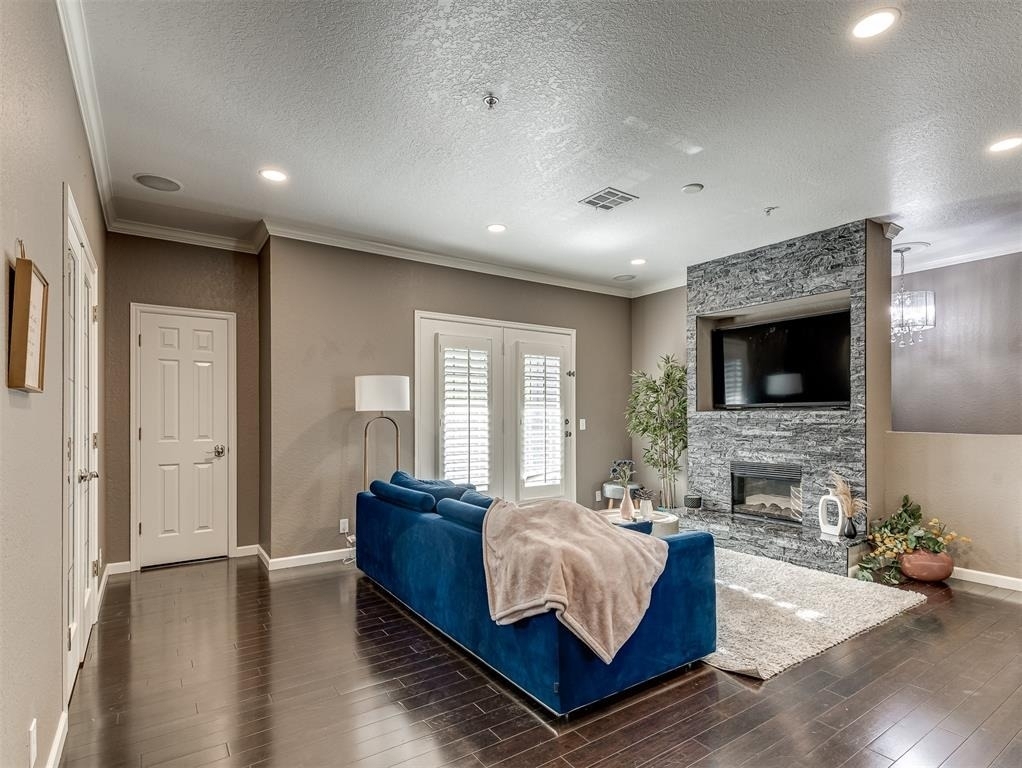 6162 N Brookline Avenue - Photo 3