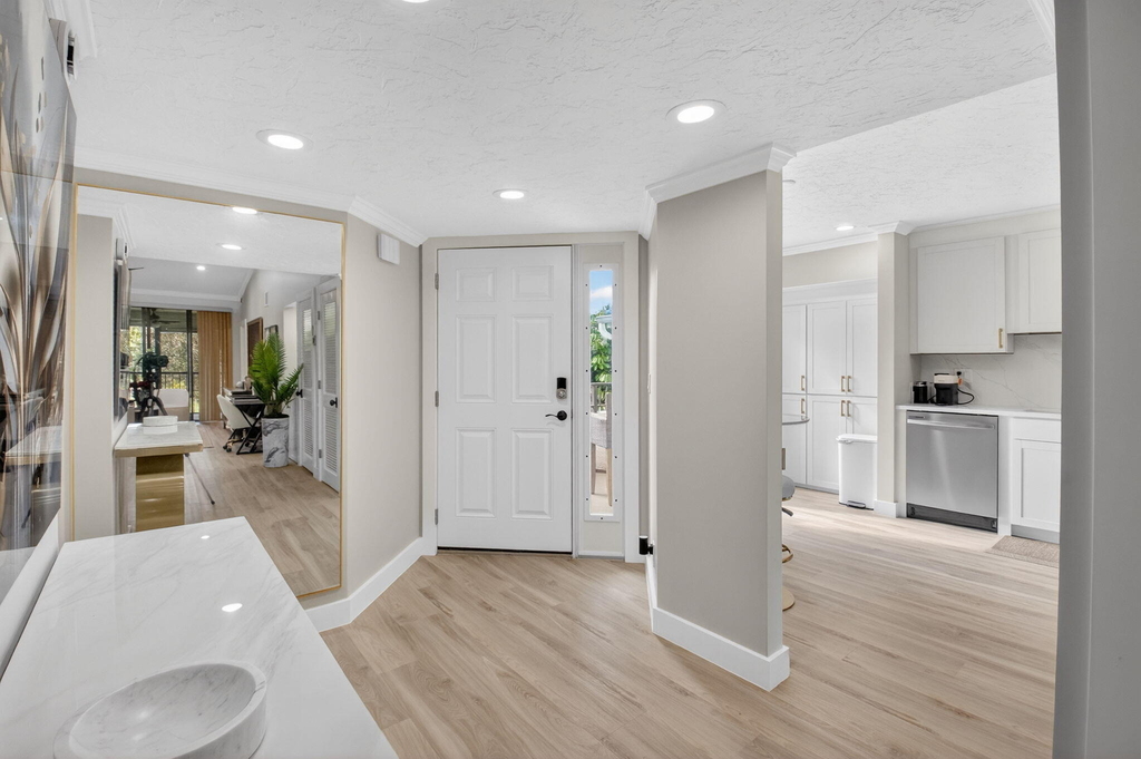 7455 Glendevon Lane - Photo 8