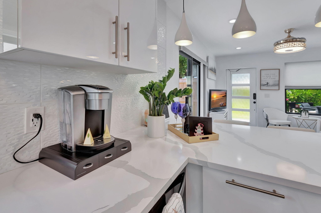 201 Se 7th Street - Photo 11