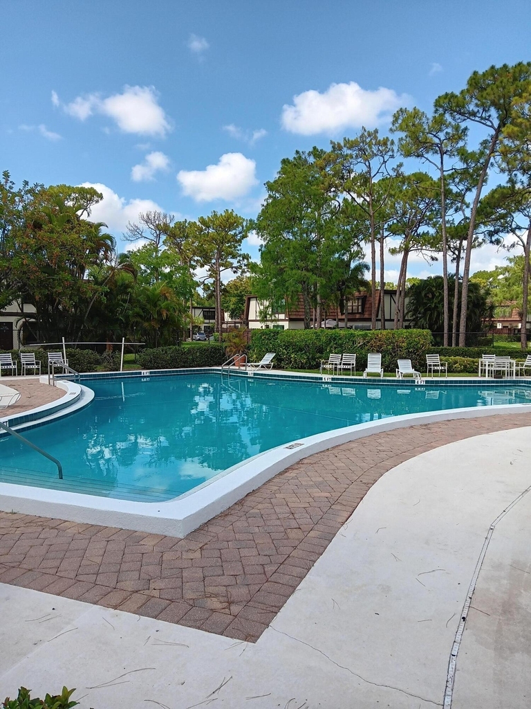 132 Weybridge Circle - Photo 21
