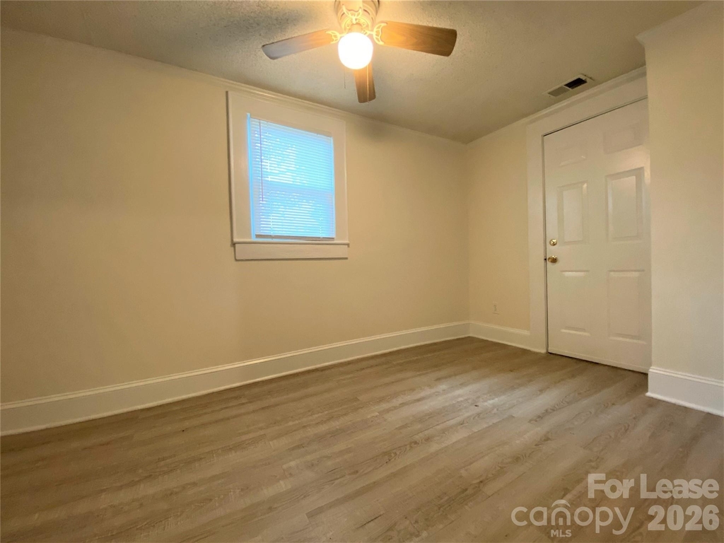 405 N Main Street - Photo 8