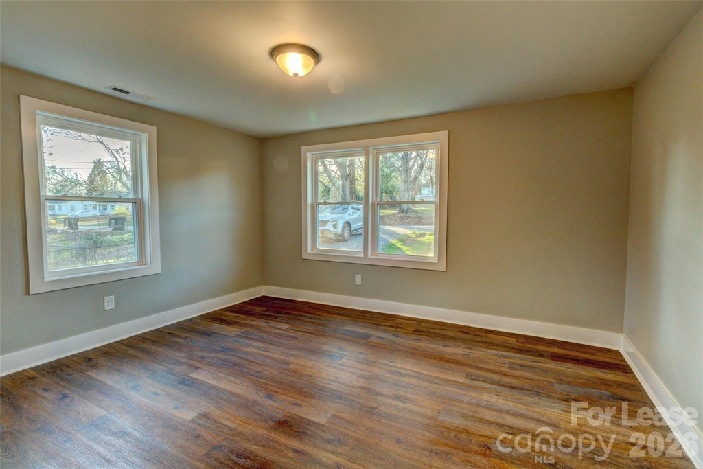 824 Second Street - Photo 11