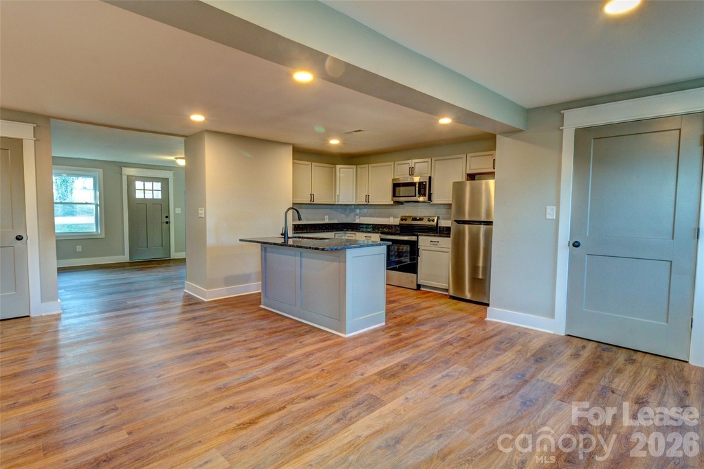 824 Second Street - Photo 6