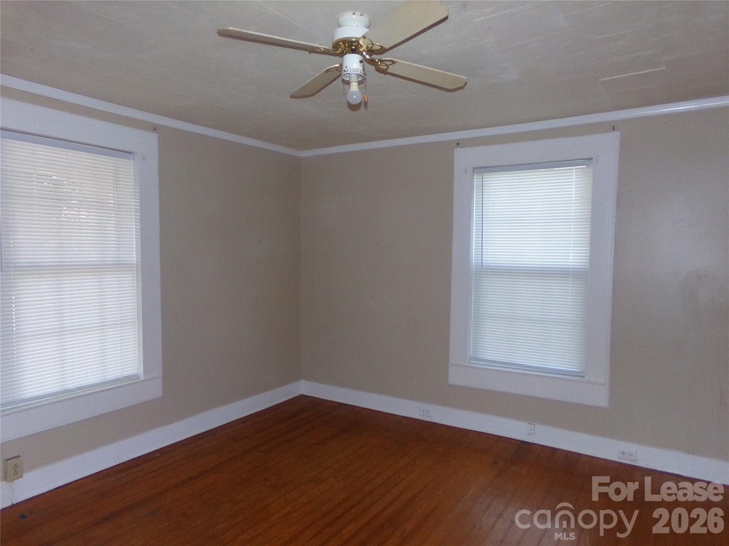 729 Spruce Street - Photo 13