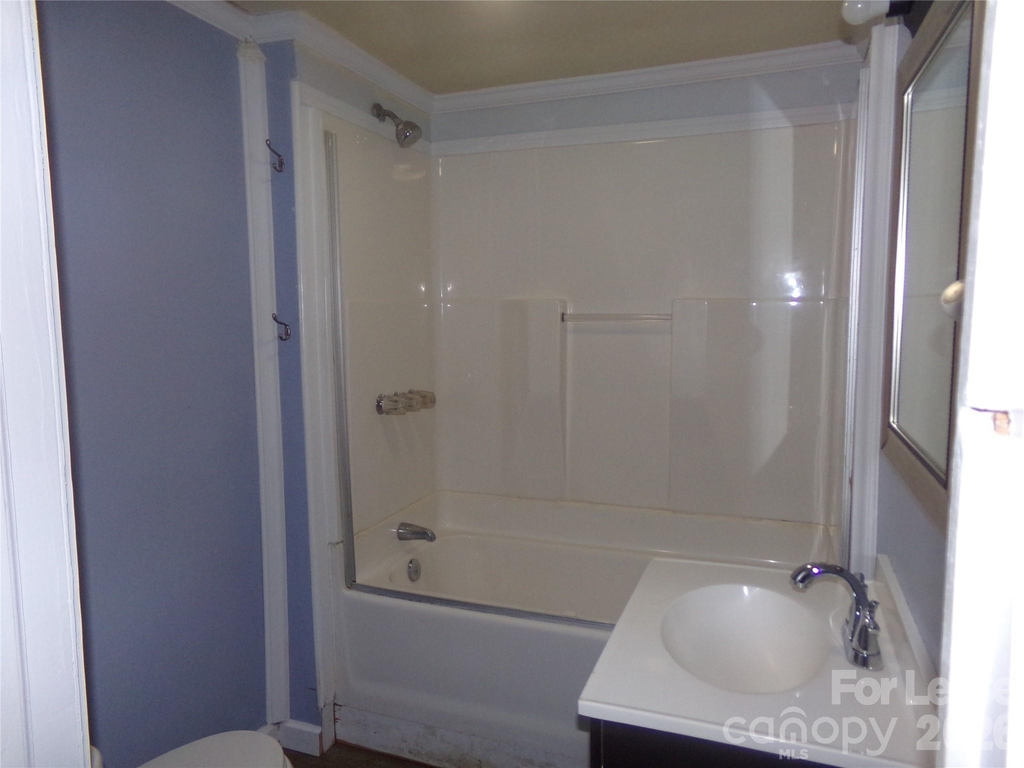 729 Spruce Street - Photo 18