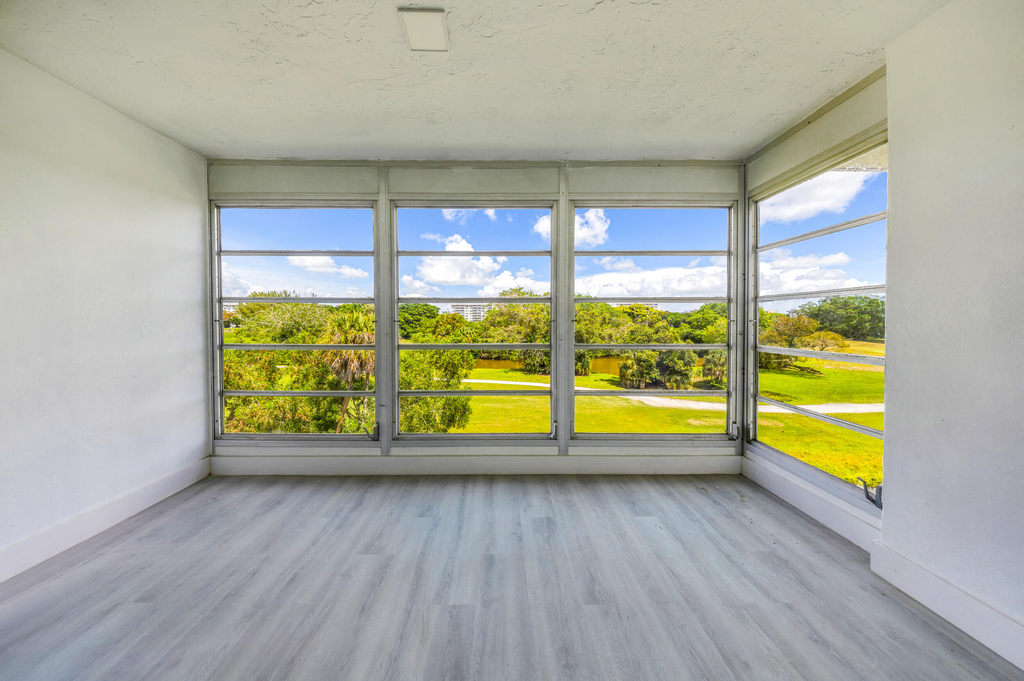3151 S Palm Aire Drive - Photo 36