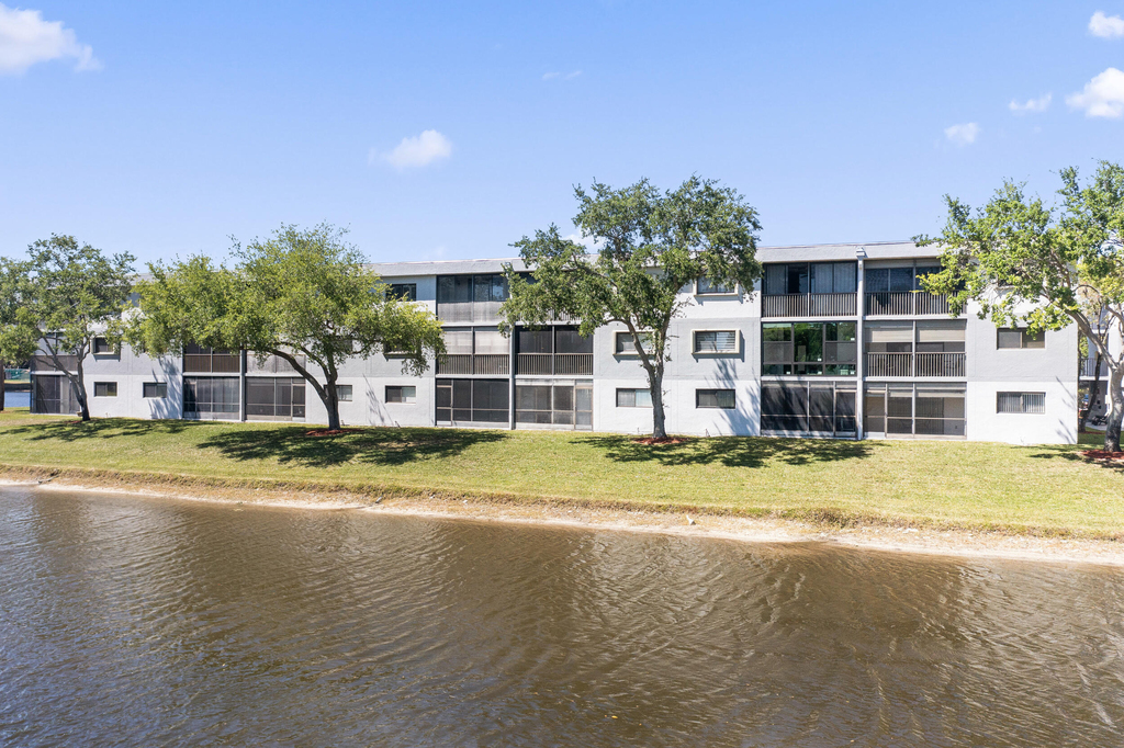 15355 Lakes Of Delray Boulevard - Photo 32