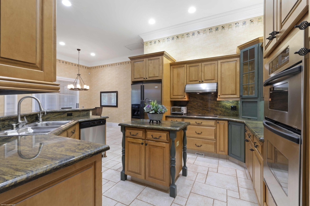 1321 Pelham Road - Photo 13