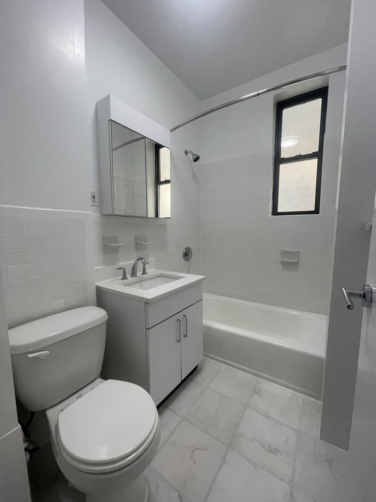 West 104th Street - Photo 7
