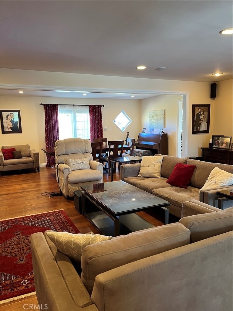 23913 Friar - Photo 3