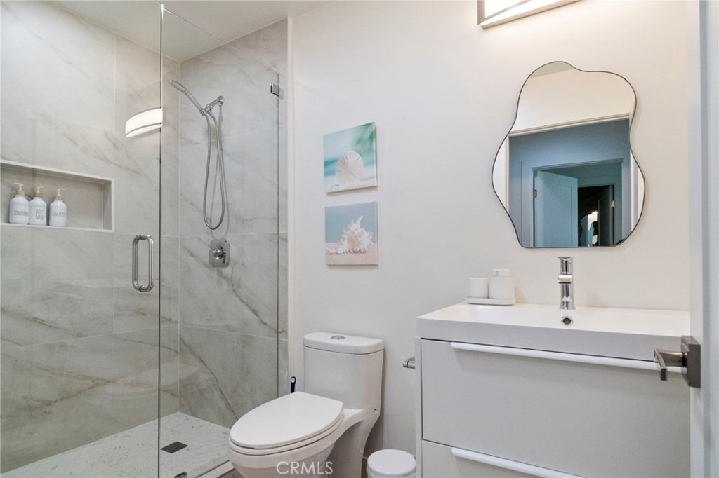 24136 Kittridge - Photo 24