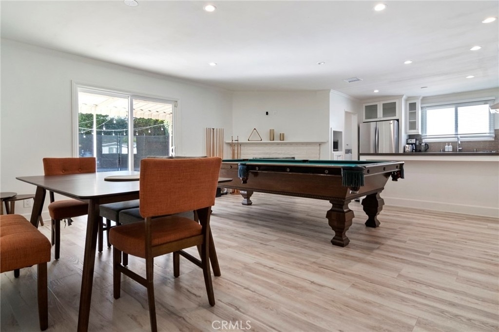 24136 Kittridge - Photo 6