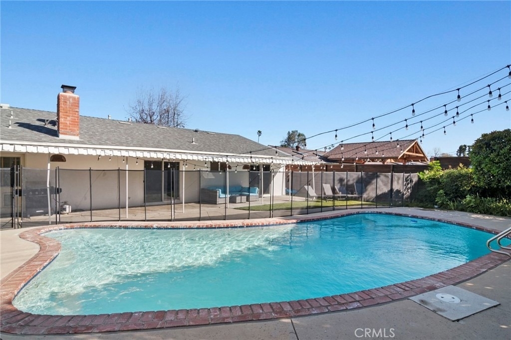 24136 Kittridge - Photo 33