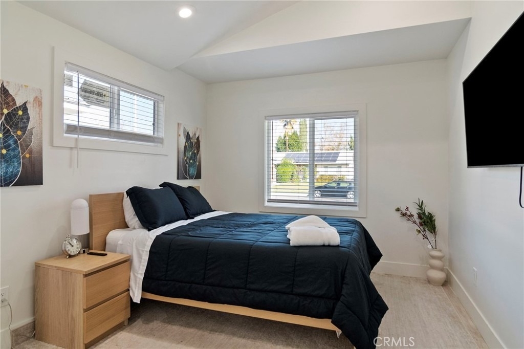 24136 Kittridge - Photo 22