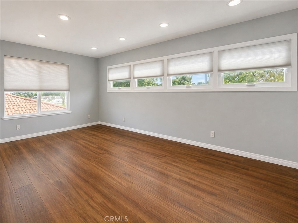 17631 Mapes Avenue - Photo 6