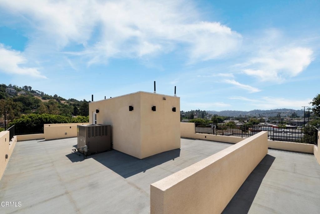 3564 N Eagle Rock Boulevard - Photo 30