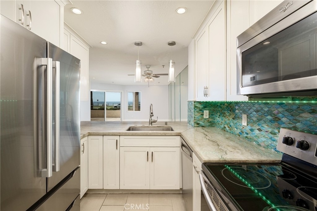 1200 Pacific Coast - Photo 4