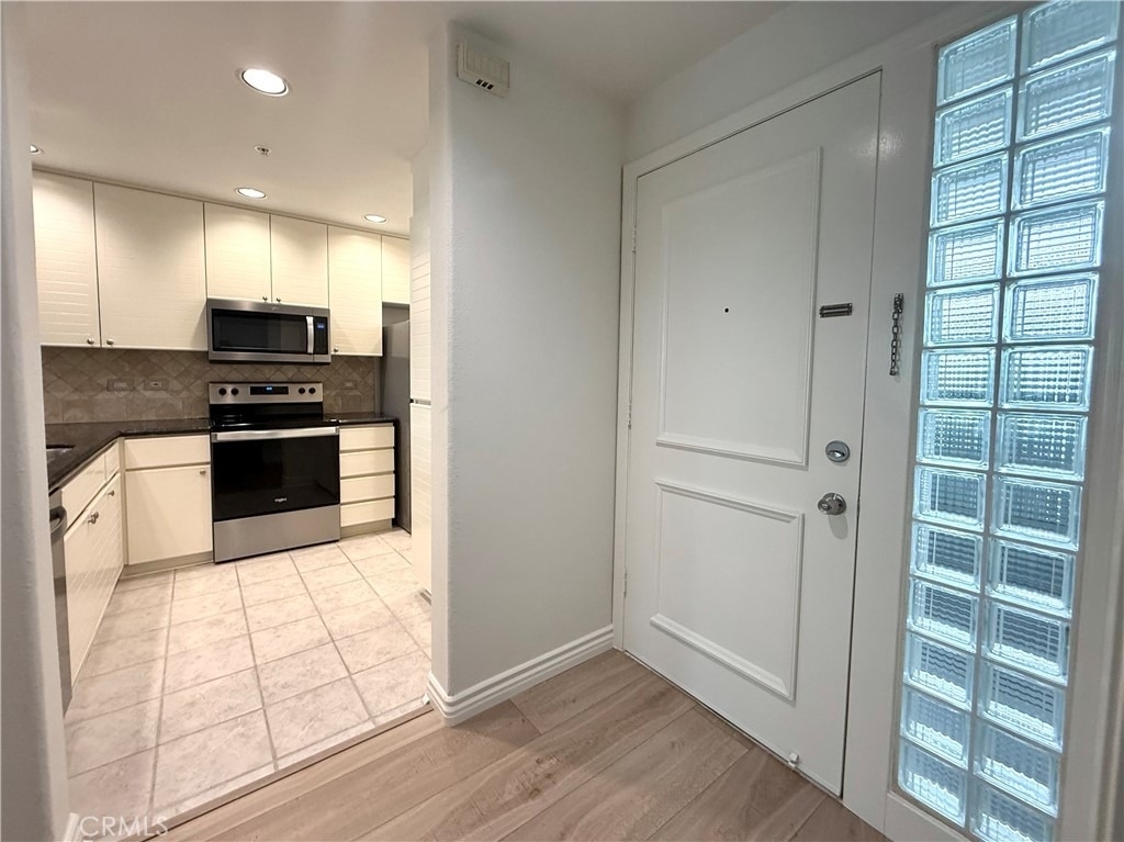 2243 Martin - Photo 3