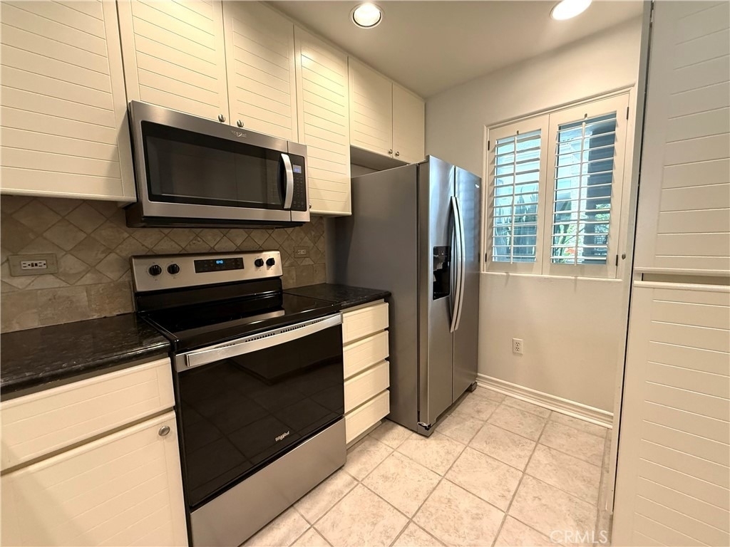 2243 Martin - Photo 11