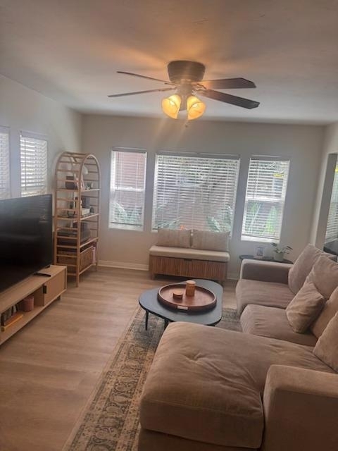 1610 Upas Street - Photo 3