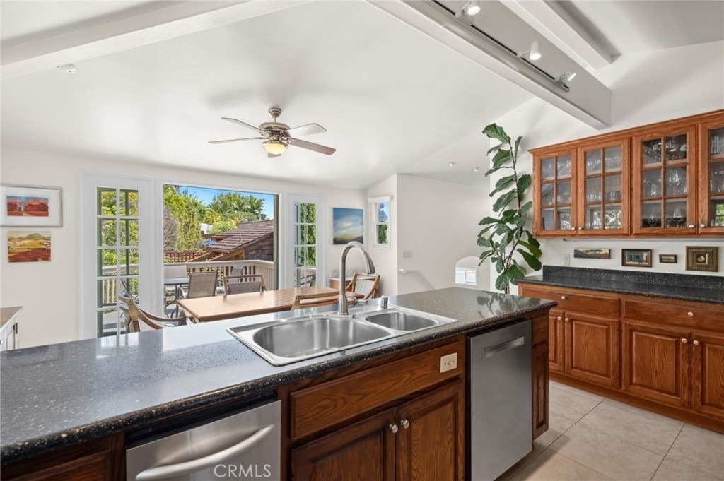 790 Wendt Terrace - Photo 8