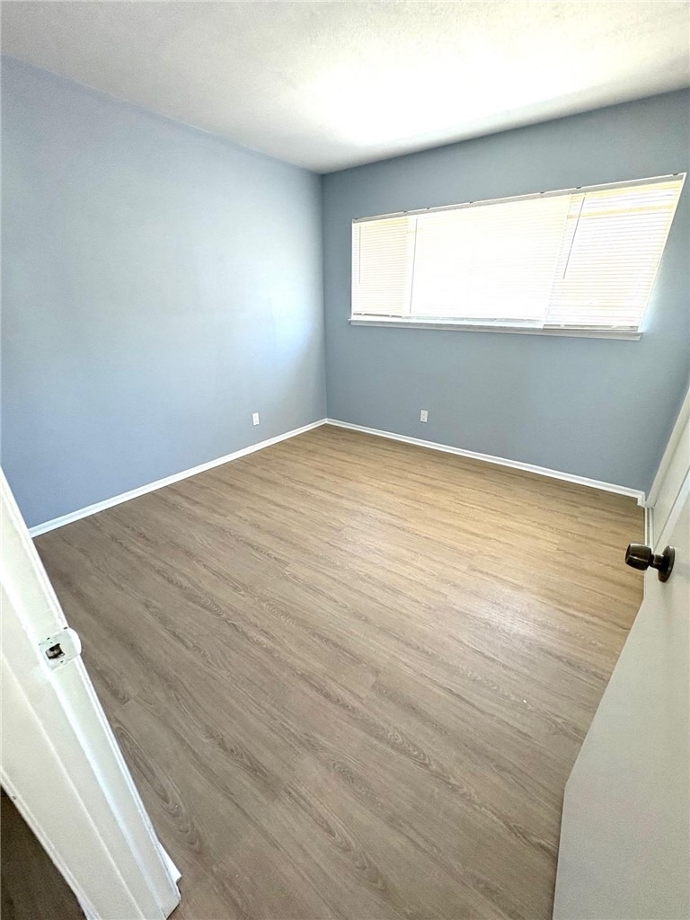 504 Heyer Street - Photo 4