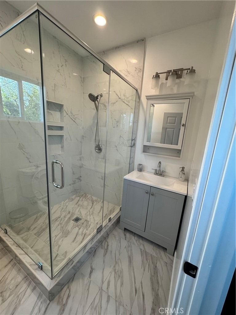 14134 Califa St - Photo 15