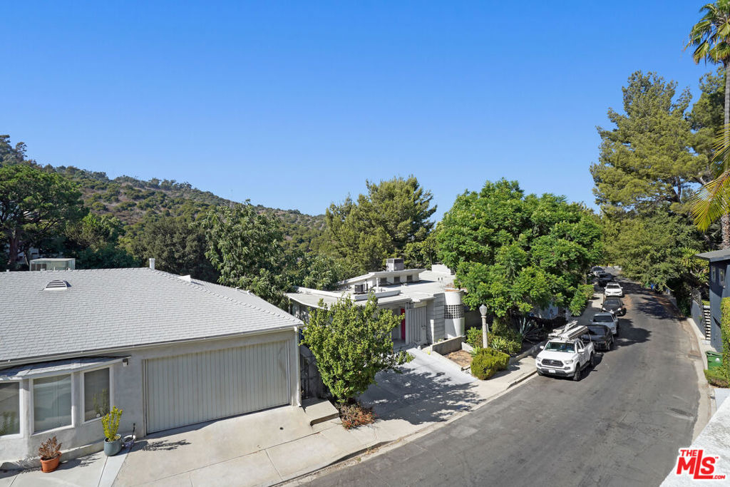3832 Shannon Road - Photo 48