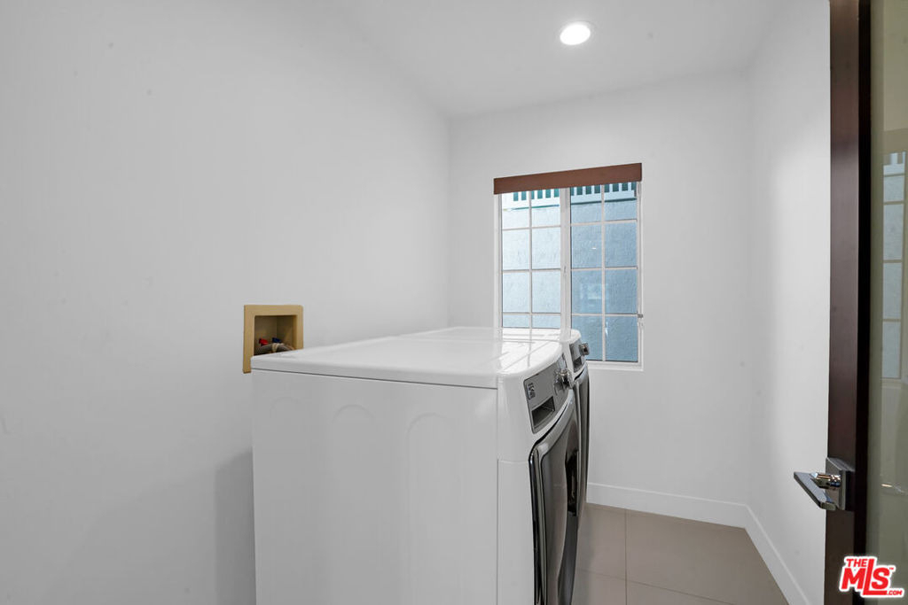 3832 Shannon Road - Photo 39