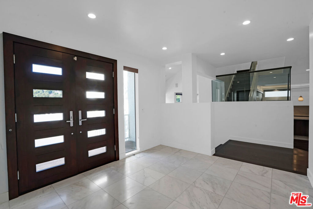 3832 Shannon Road - Photo 8