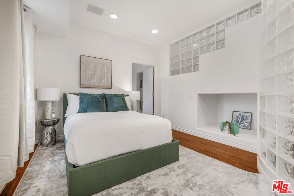8507 Franklin Avenue - Photo 31