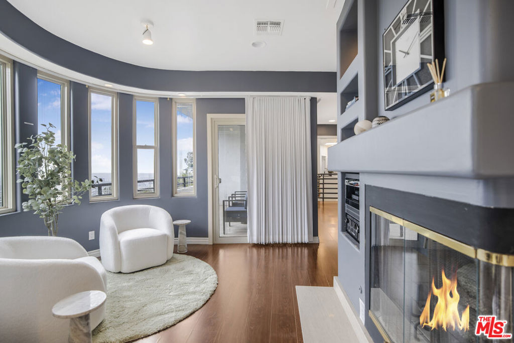 8507 Franklin Avenue - Photo 21