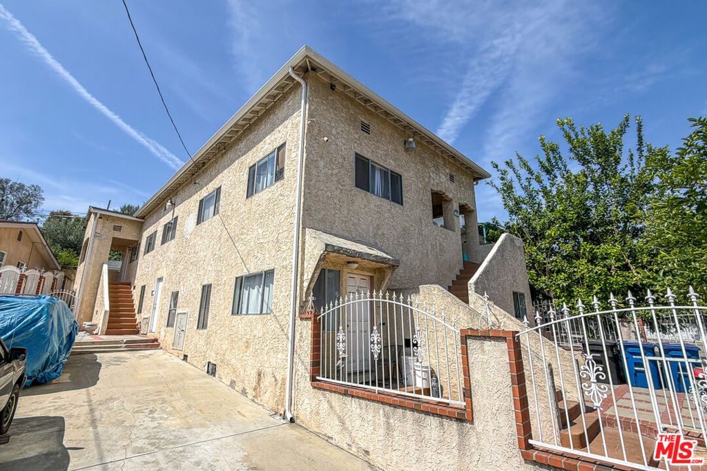 3331 1/2 City Terrace Drive - Photo 1