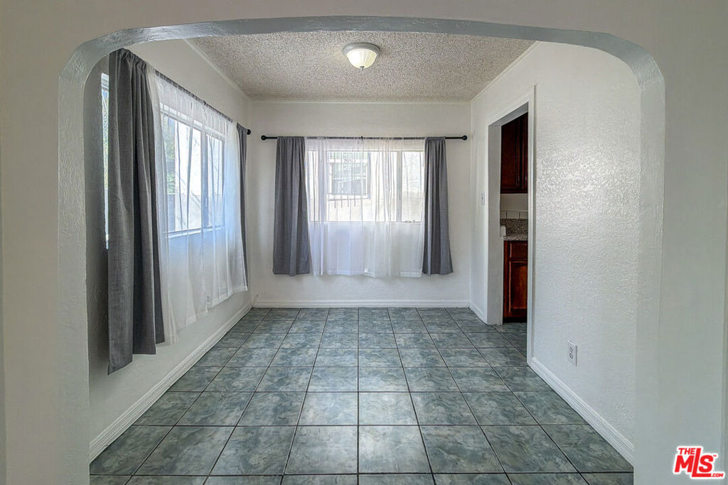 3331 1/2 City Terrace Drive - Photo 8