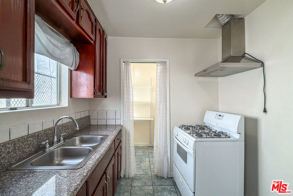 3331 1/2 City Terrace Drive - Photo 11