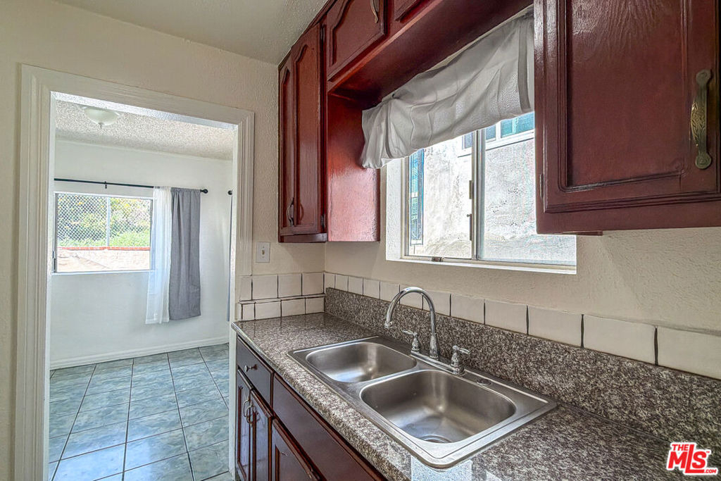 3331 1/2 City Terrace Drive - Photo 13
