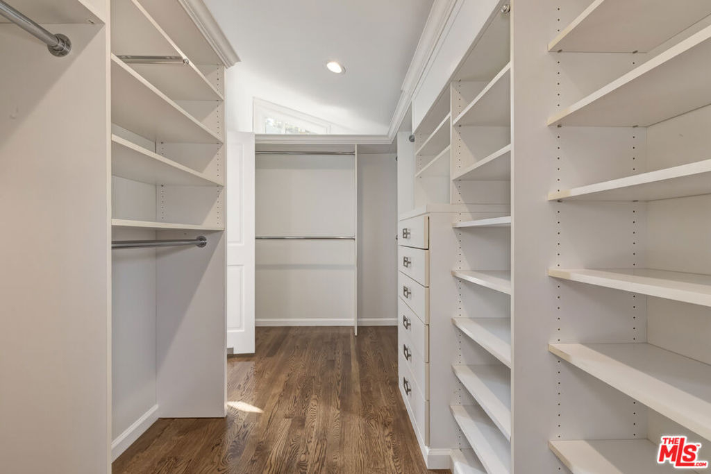1277 N Norman Place - Photo 17