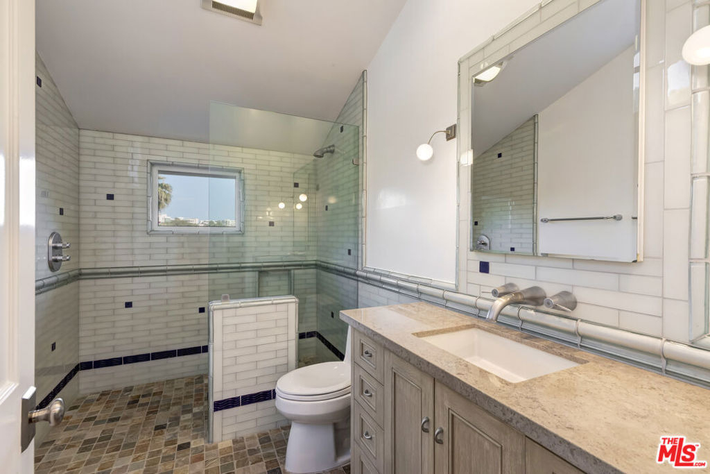 1277 N Norman Place - Photo 19