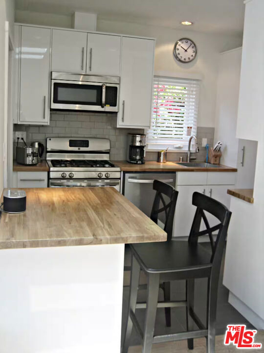 4125 1/4 Huron Avenue - Photo 3