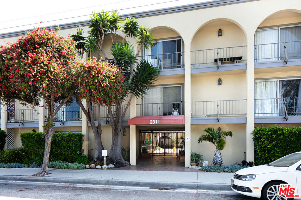 2311 4th Street - Photo 0