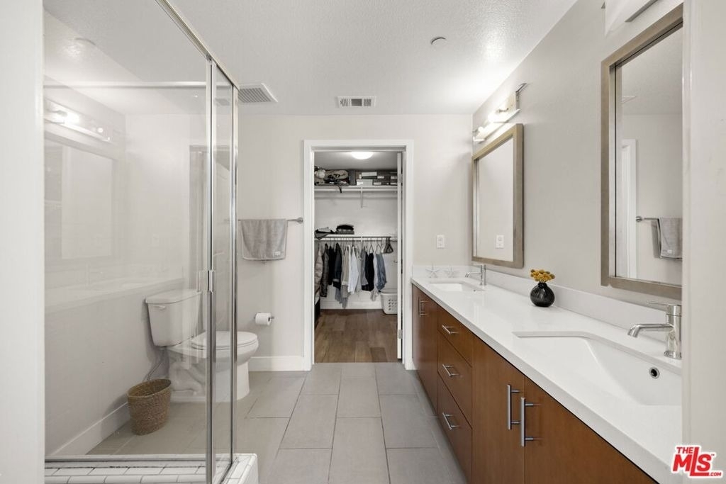 13337 Beach Avenue - Photo 11