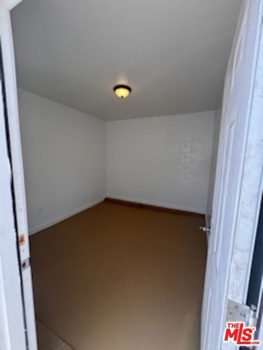 1434 W 22nd Street - Photo 10
