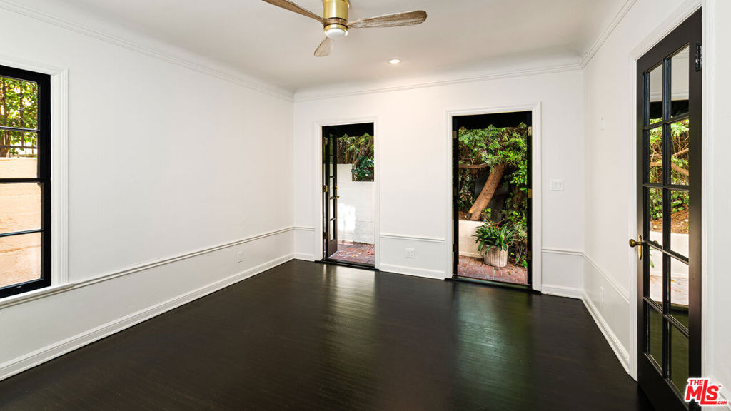 1954 Hillcrest Road - Photo 14